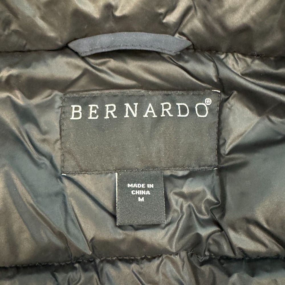 Bernardo Hooded Insulated Parka in Navy Blue - Women's size Medium - Picture 6 of 11